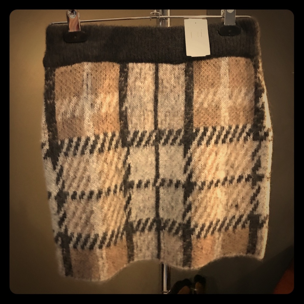 JOA Los Angeles Nordstrom NWT Sweater skirt. Fall!